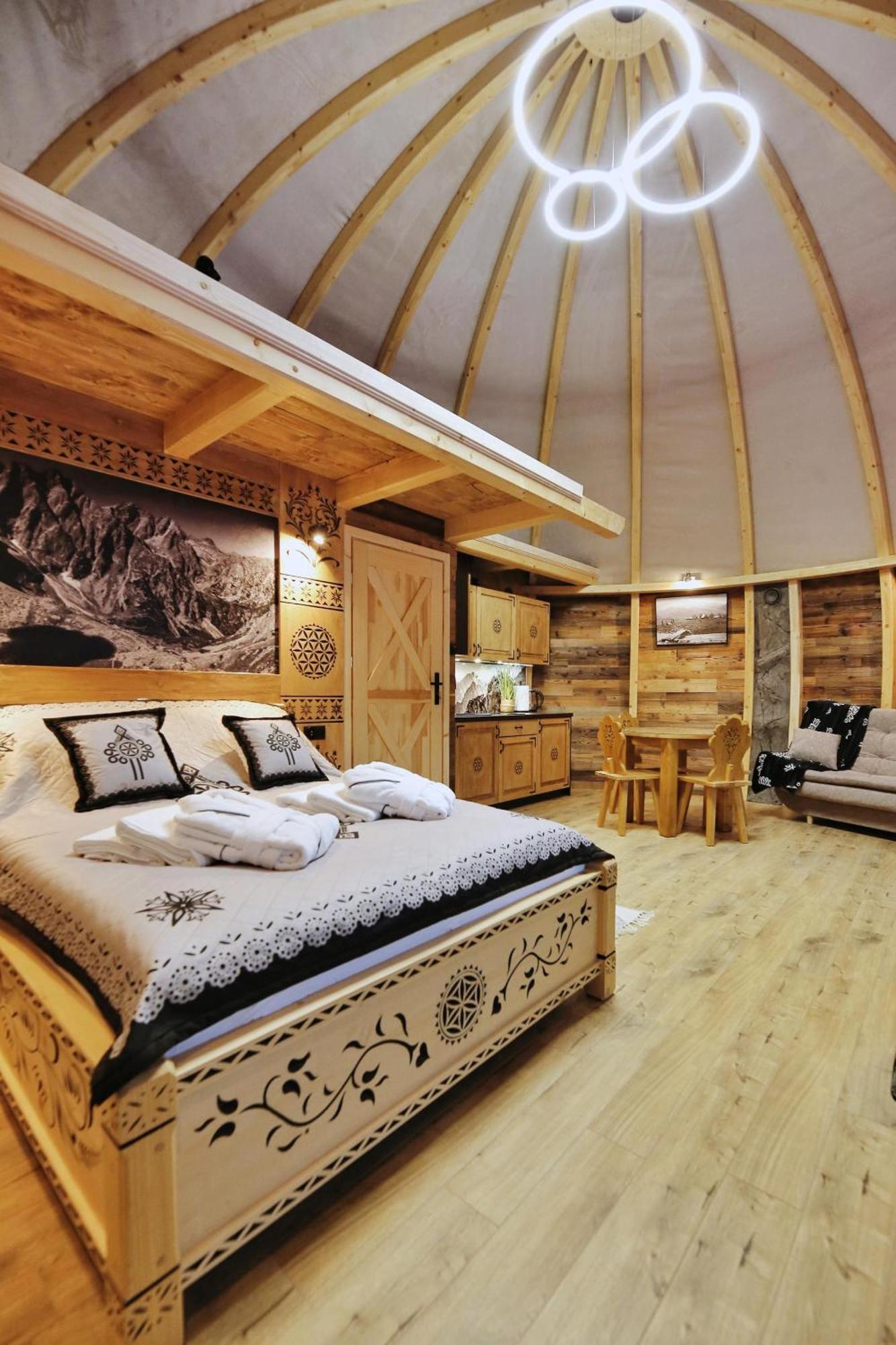 Tatry Mountain Glamp Z Jacuzzi 호텔 자코파네 외부 사진