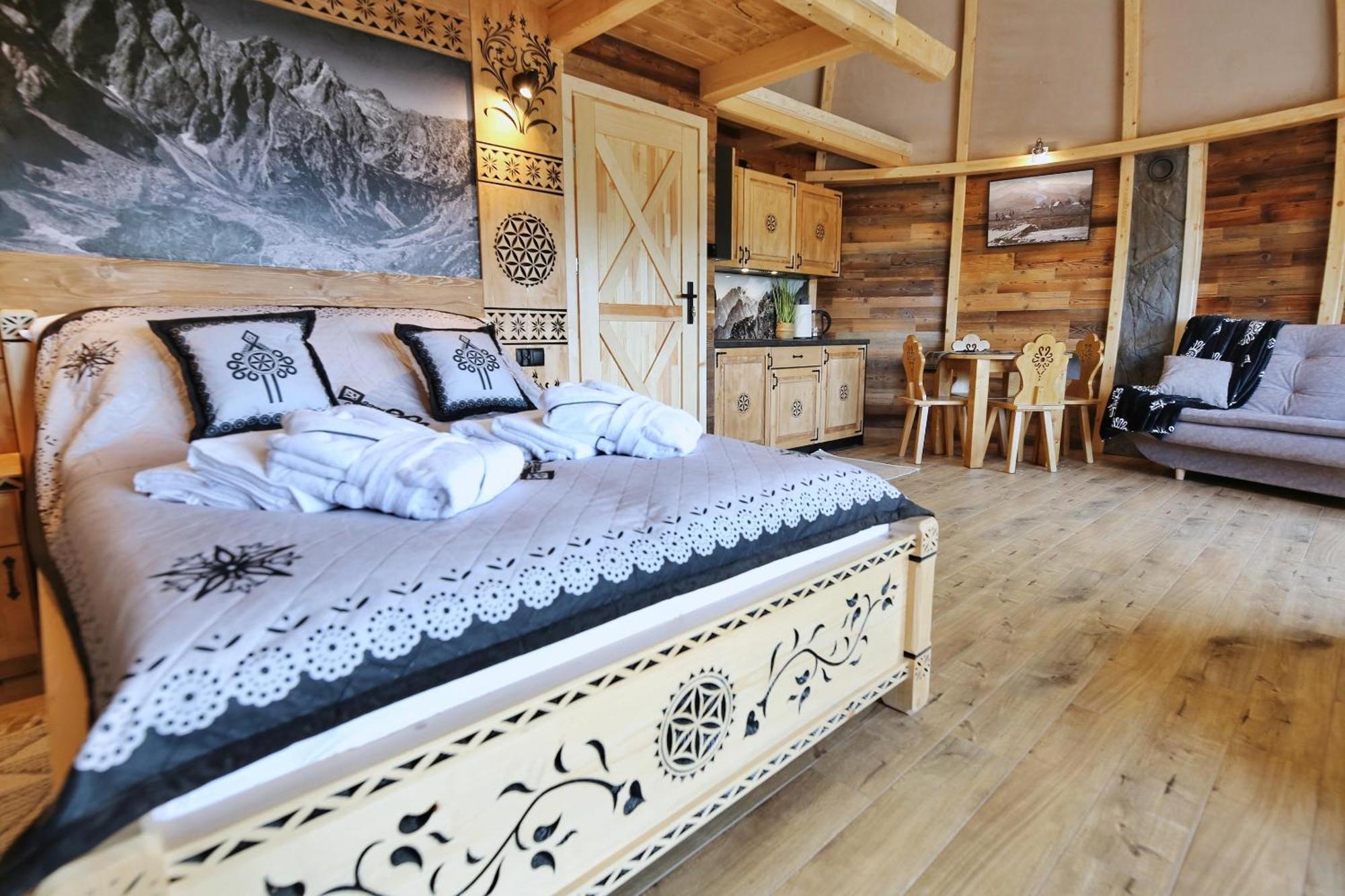 Tatry Mountain Glamp Z Jacuzzi 호텔 자코파네 외부 사진