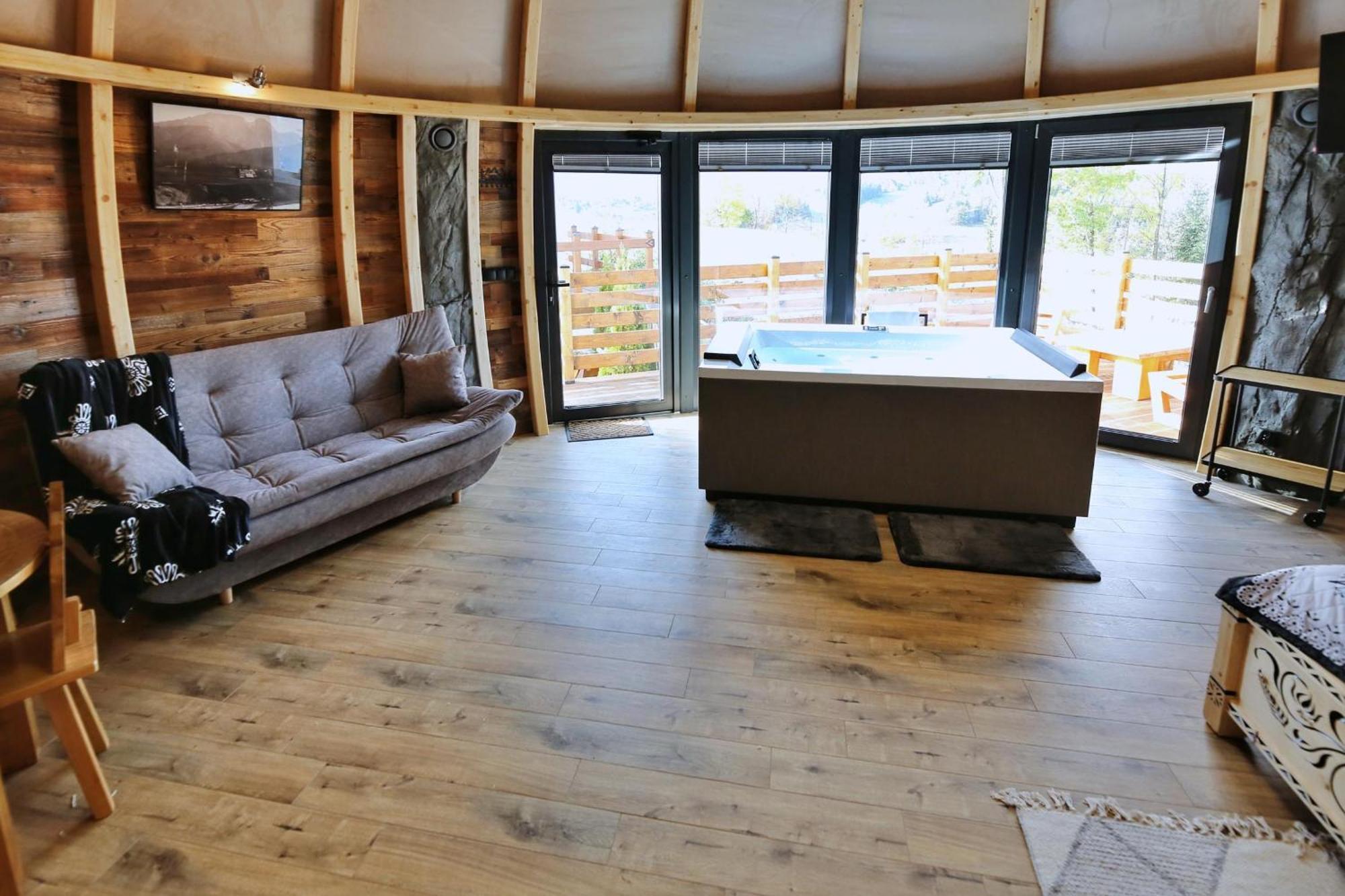 Tatry Mountain Glamp Z Jacuzzi 호텔 자코파네 외부 사진