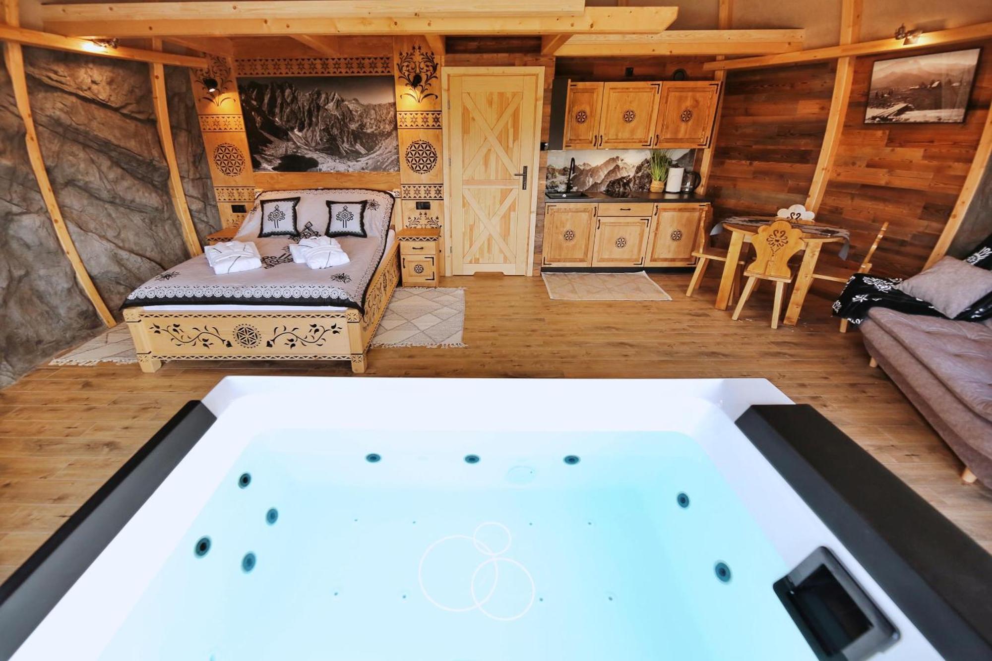 Tatry Mountain Glamp Z Jacuzzi 호텔 자코파네 외부 사진