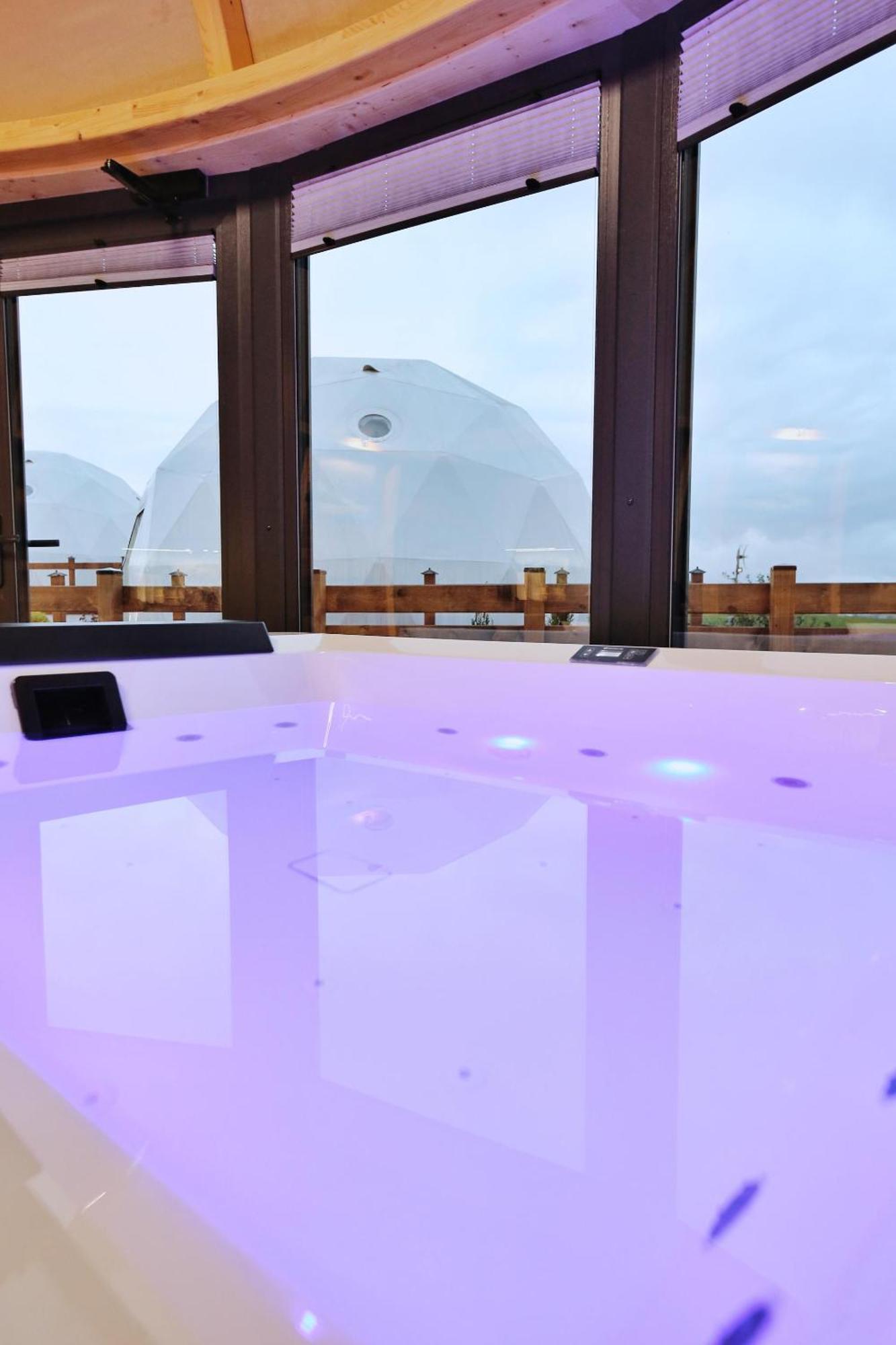 Tatry Mountain Glamp Z Jacuzzi 호텔 자코파네 외부 사진